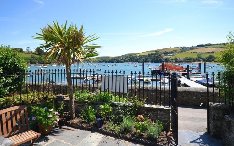 ferienhaus am strand salcombe